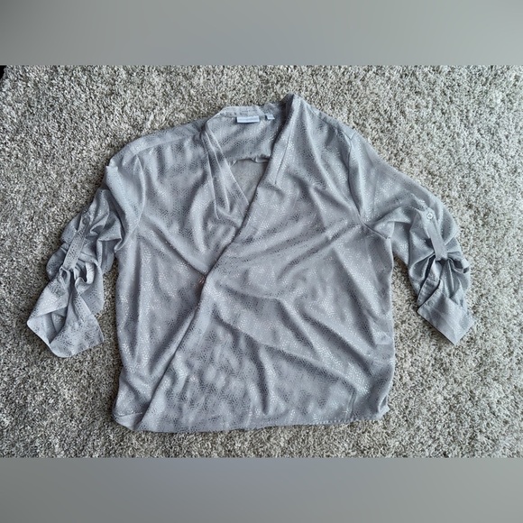 New York & Company long sleeve metallic & white blouse wrap front v neck size XL - Picture 1 of 6